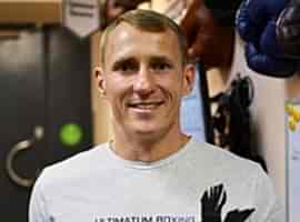 Эдуард Трояновский - Чемпион мира по версиям IBF и IBO. Чемпион Азии по версии PABA.Чемпион Европы по версии WBO.